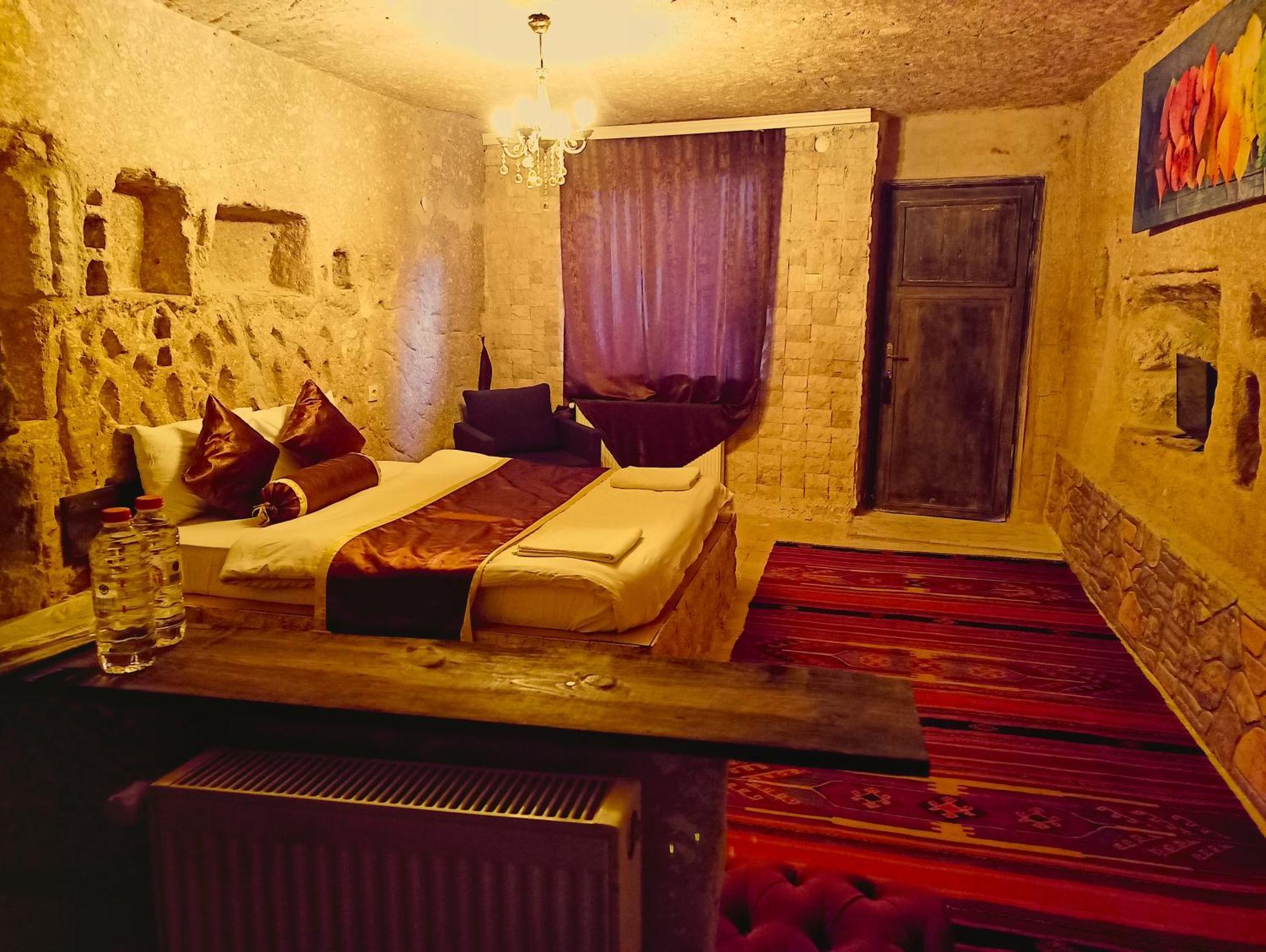 Stone Age Cappadocia 호텔 네브셰히르 외부 사진