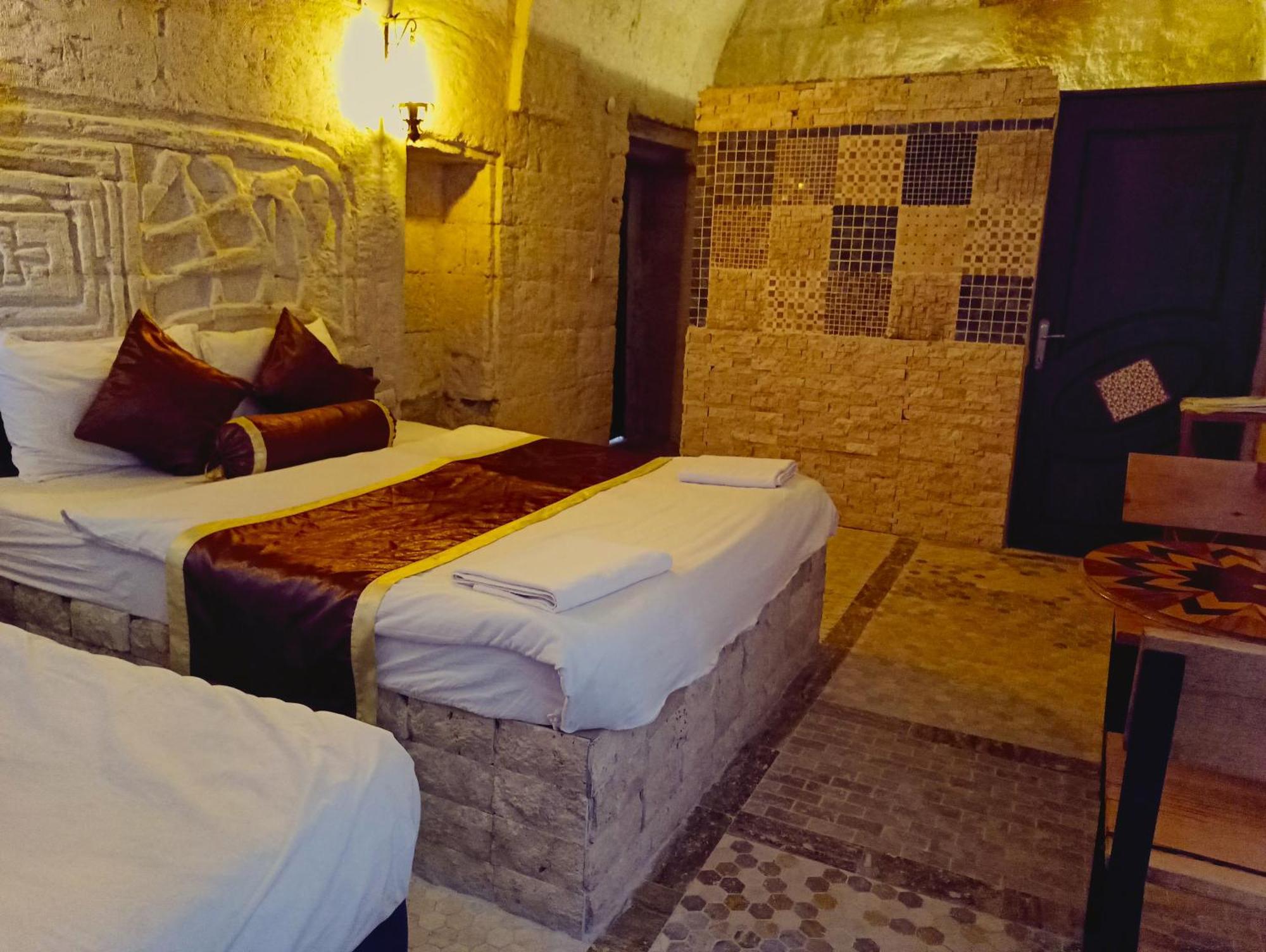 Stone Age Cappadocia 호텔 네브셰히르 외부 사진
